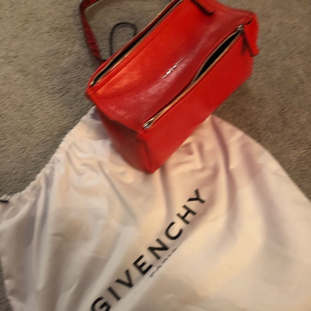 Purse - Picture 2 of 6